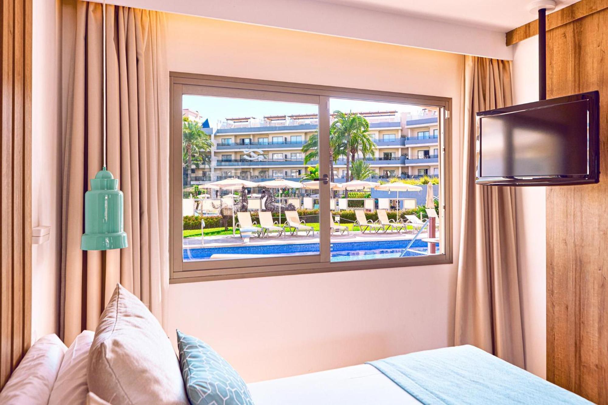 Aparthotel Zafiro Palmanova Exterior foto